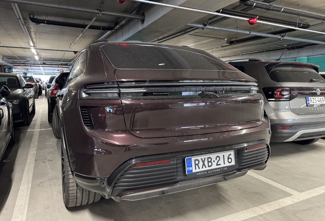Porsche Macan EV Turbo