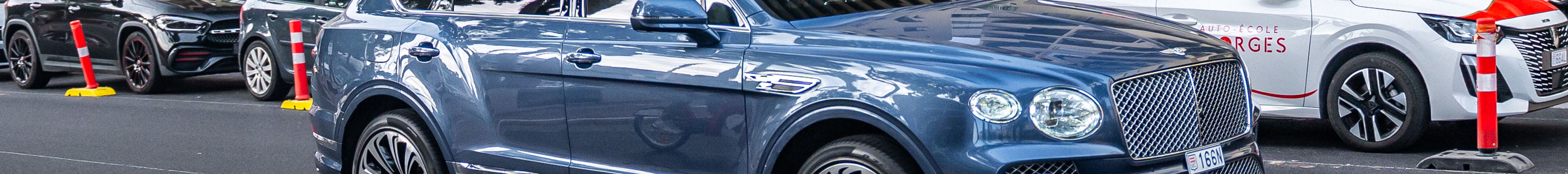 Bentley Bentayga Azure