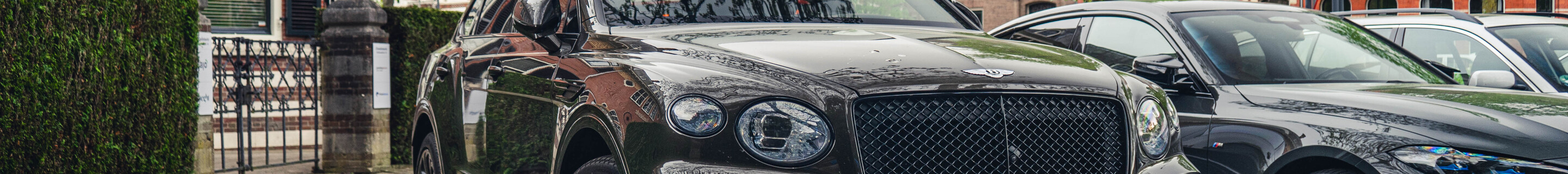 Bentley Bentayga V8 2021 Belgian Equestrian Collection