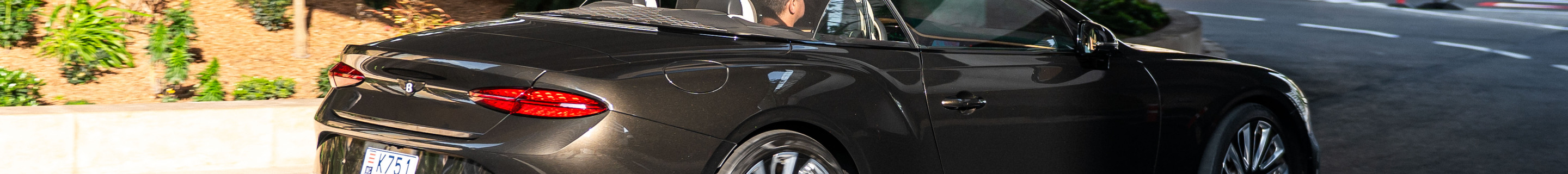 Bentley Continental GTC Mulliner 2025