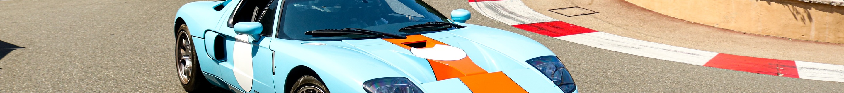 Ford GT Heritage Edition