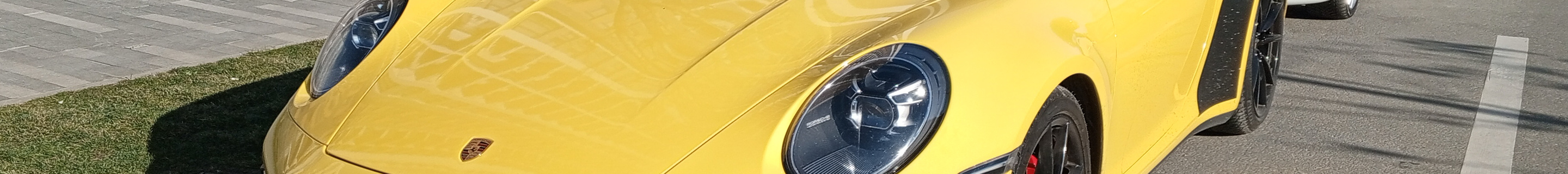 Porsche 992 Carrera 4S MkI