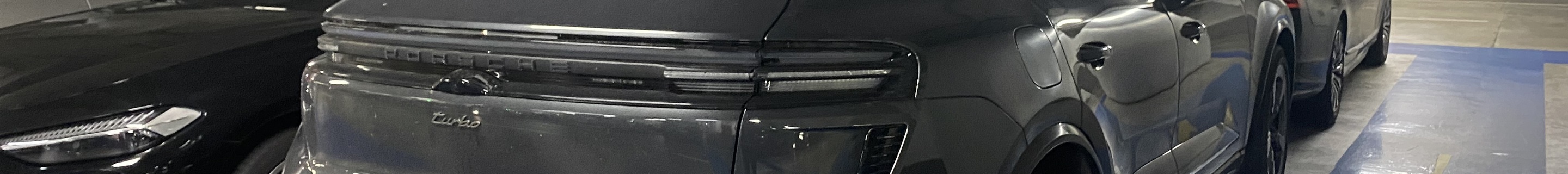 Porsche Macan EV Turbo