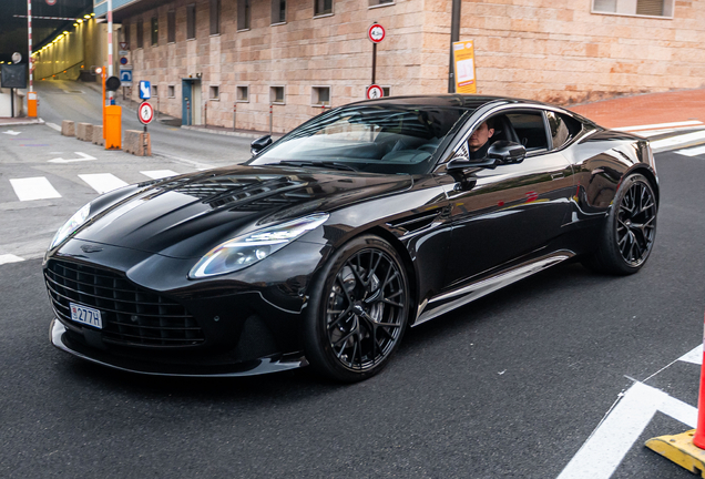 Aston Martin DB12