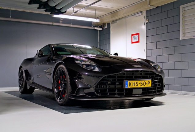 Aston Martin Vanquish 2025