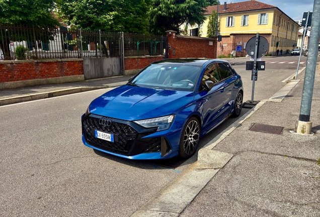 Audi RS3 Sportback 8Y 2025
