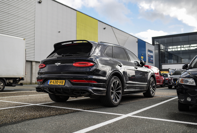 Bentley Bentayga Hybrid 2021