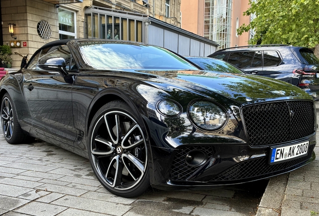 Bentley Continental GTC 2019