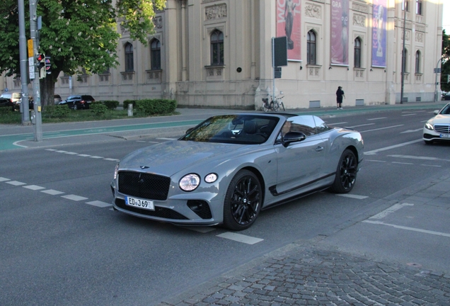 Bentley Continental GTC V8 S 2023