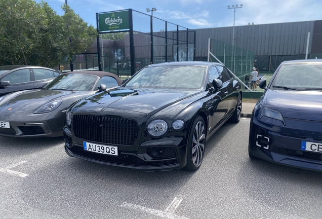 Bentley Flying Spur Hybrid