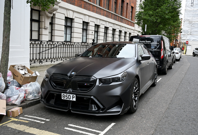BMW M5 G90