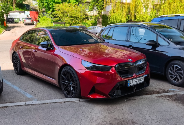 BMW M5 G90