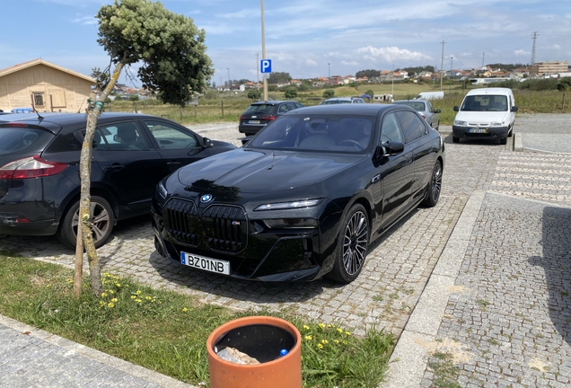 BMW M760e xDrive