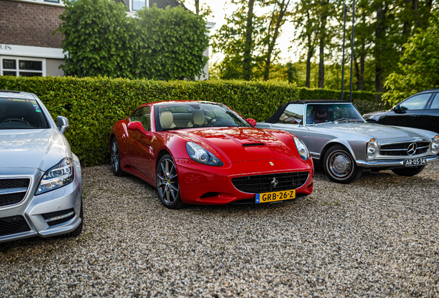 Ferrari California