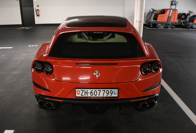 Ferrari GTC4Lusso