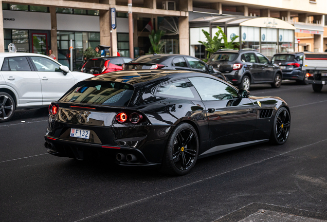 Ferrari GTC4Lusso T