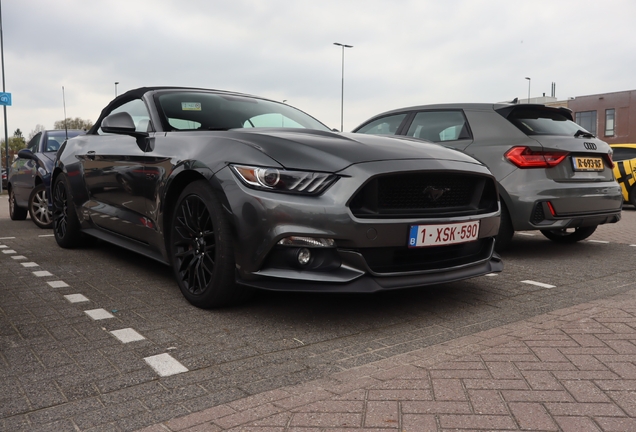 Ford Mustang GT Convertible 2015