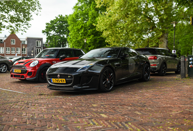 Jaguar F-TYPE R Coupé