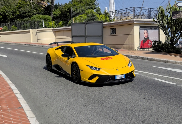 Lamborghini Huracán LP640-4 Performante