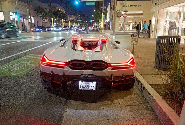 Lamborghini Revuelto
