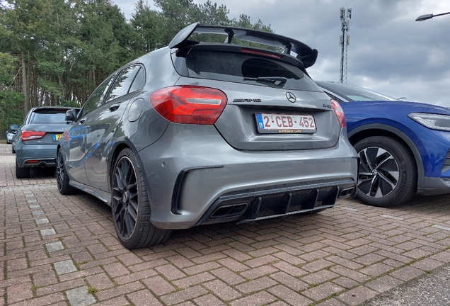 Mercedes-AMG A 45 W176 2015