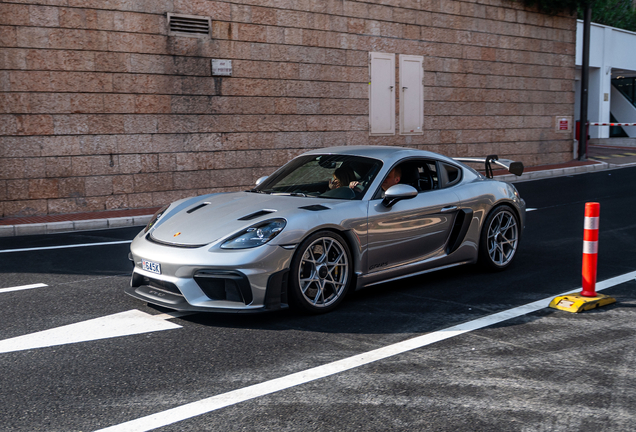 Porsche 718 Cayman GT4 RS