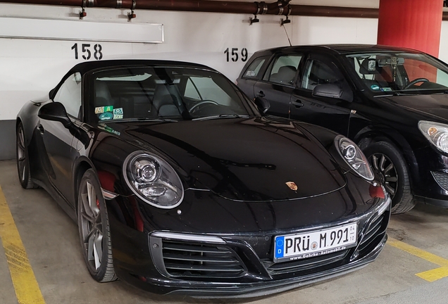 Porsche 991 Carrera 4S Cabriolet MkII