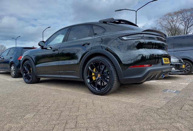Porsche Cayenne Coupé Turbo E-Hybrid