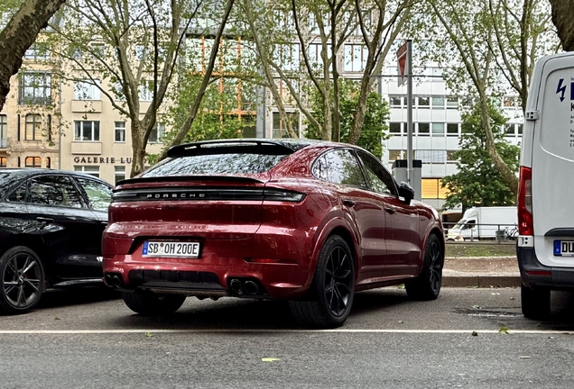 Porsche Cayenne Coupé Turbo E-Hybrid