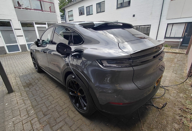Porsche Cayenne Coupé Turbo E-Hybrid