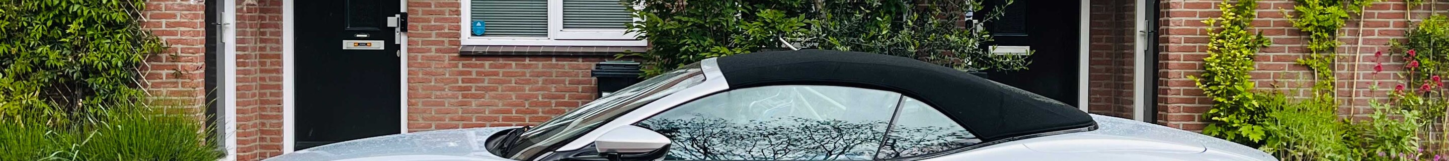 Aston Martin DB11 V8 Volante