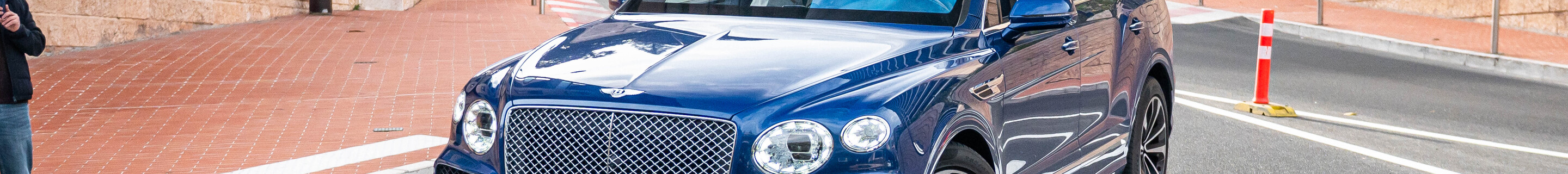 Bentley Bentayga V8 2021