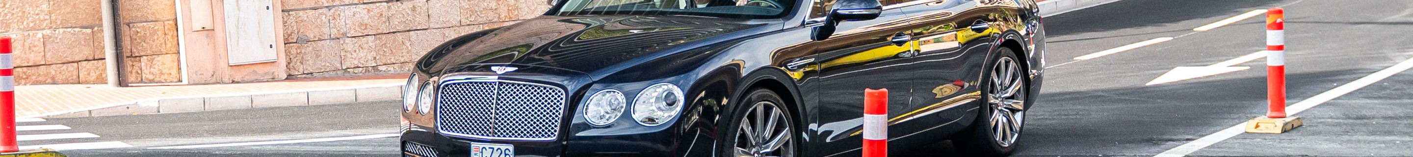 Bentley Flying Spur V8