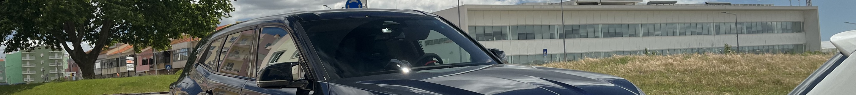 BMW XM G09