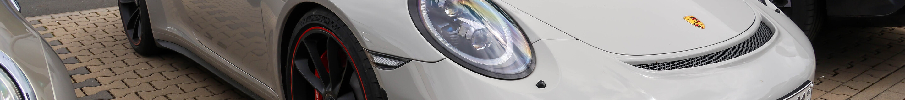 Porsche 991 GT3 Touring