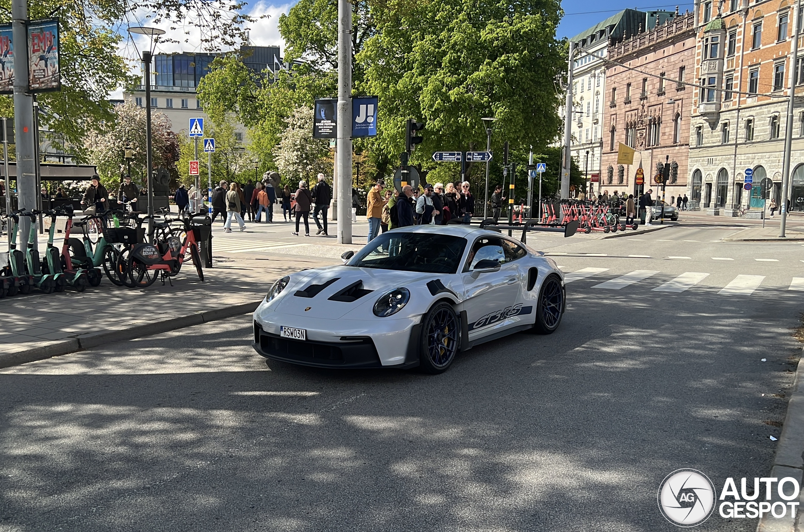 Porsche 992 GT3 RS MkI