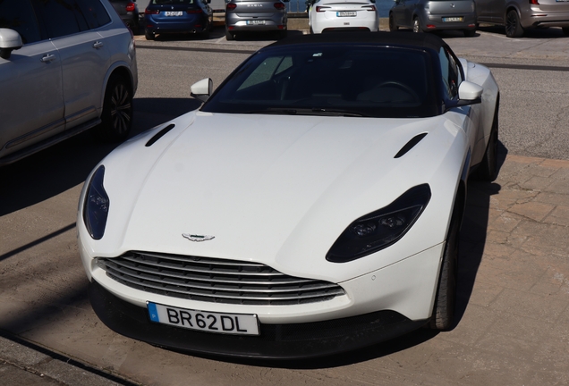 Aston Martin DB11 V8 Volante