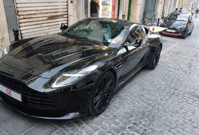 Aston Martin DB12
