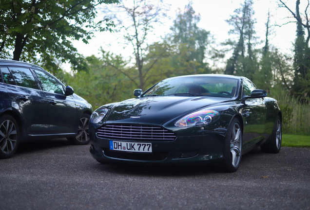 Aston Martin DB9