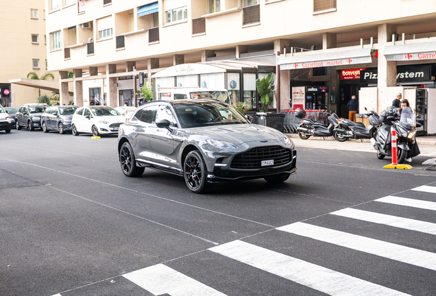 Aston Martin DBX707