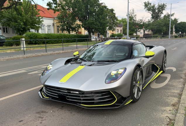 Aston Martin Valhalla