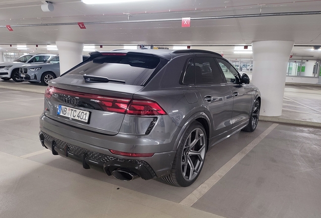 Audi RS Q8 2024