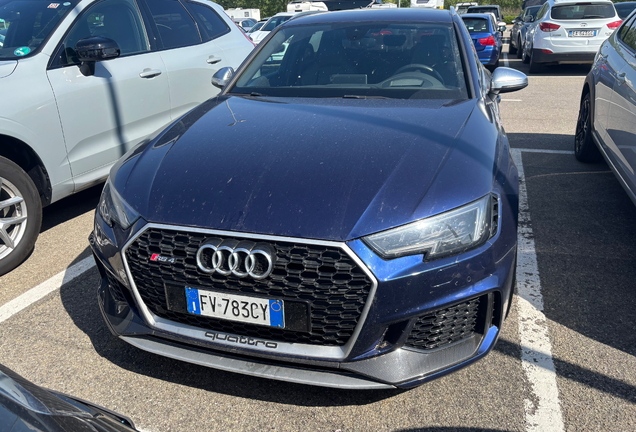 Audi RS4 Avant B9