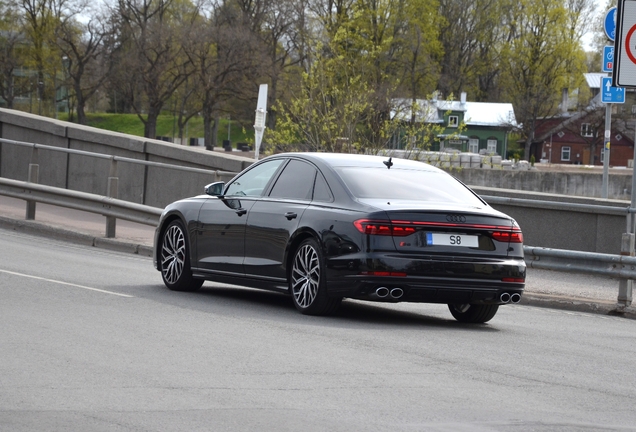 Audi S8 D5