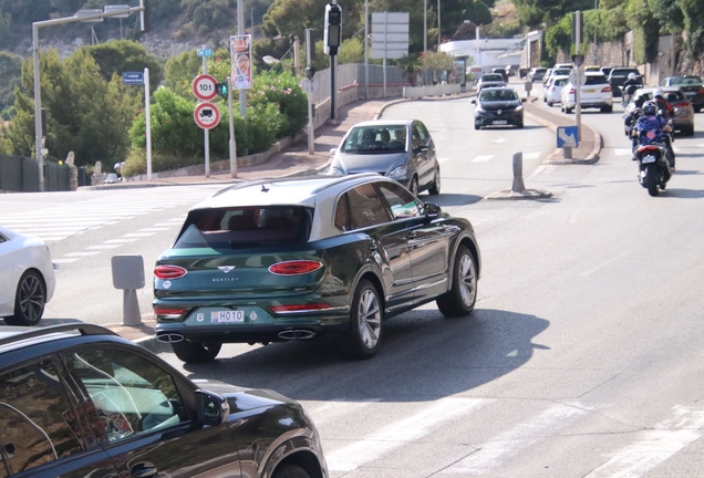 Bentley Bentayga Hybrid 2021