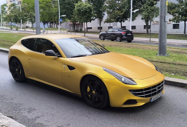 Ferrari FF