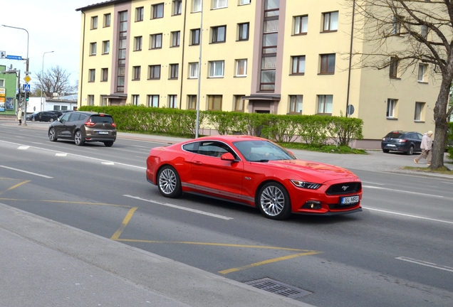 Ford Mustang GT 2015