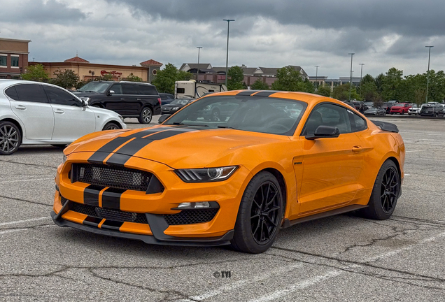 Ford Mustang Shelby GT350 2015