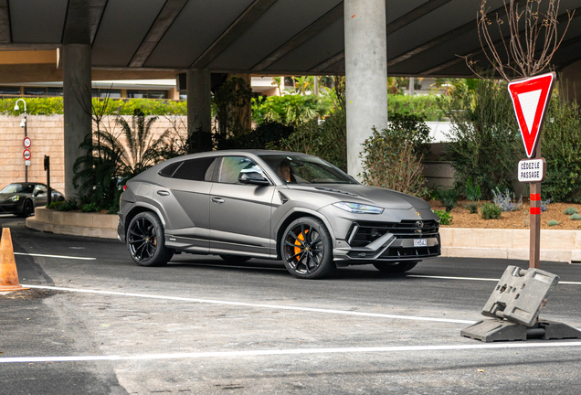 Lamborghini Urus S