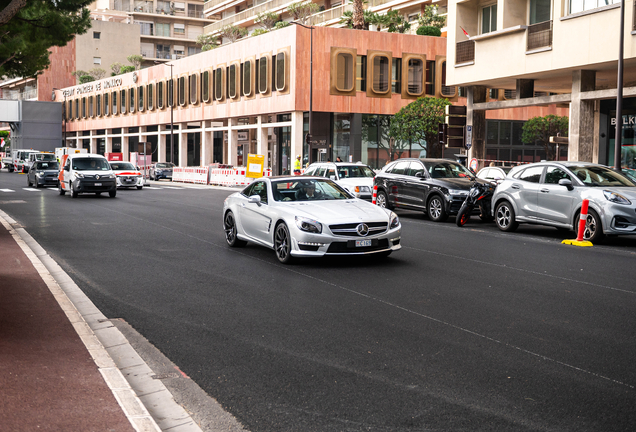 Mercedes-Benz SL 63 AMG R231